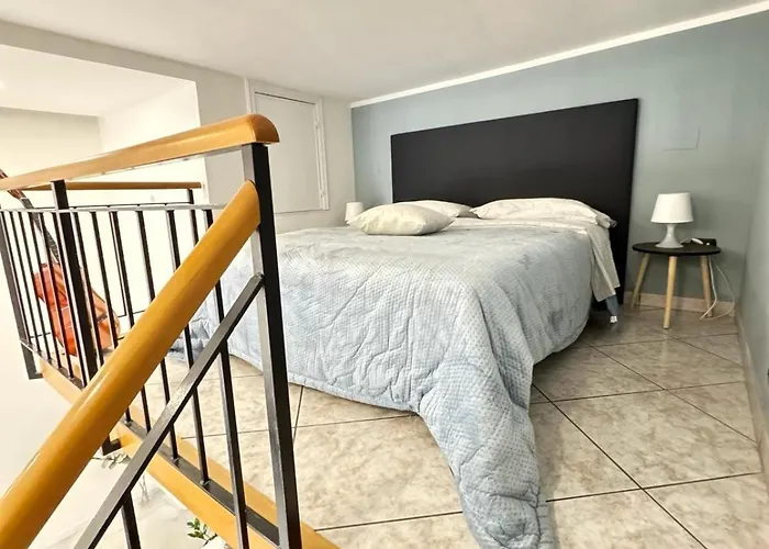 Tommy's Apartment *